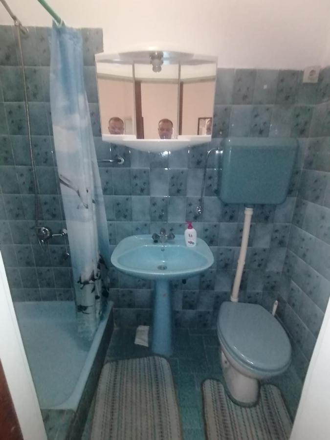 Marina Apartment End Rooms Vela Luka Bagian luar foto