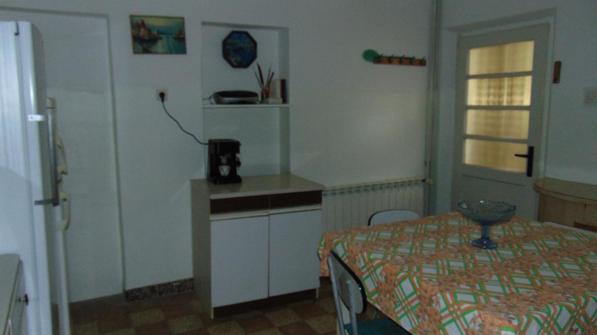 Marina Apartment End Rooms Vela Luka Bagian luar foto