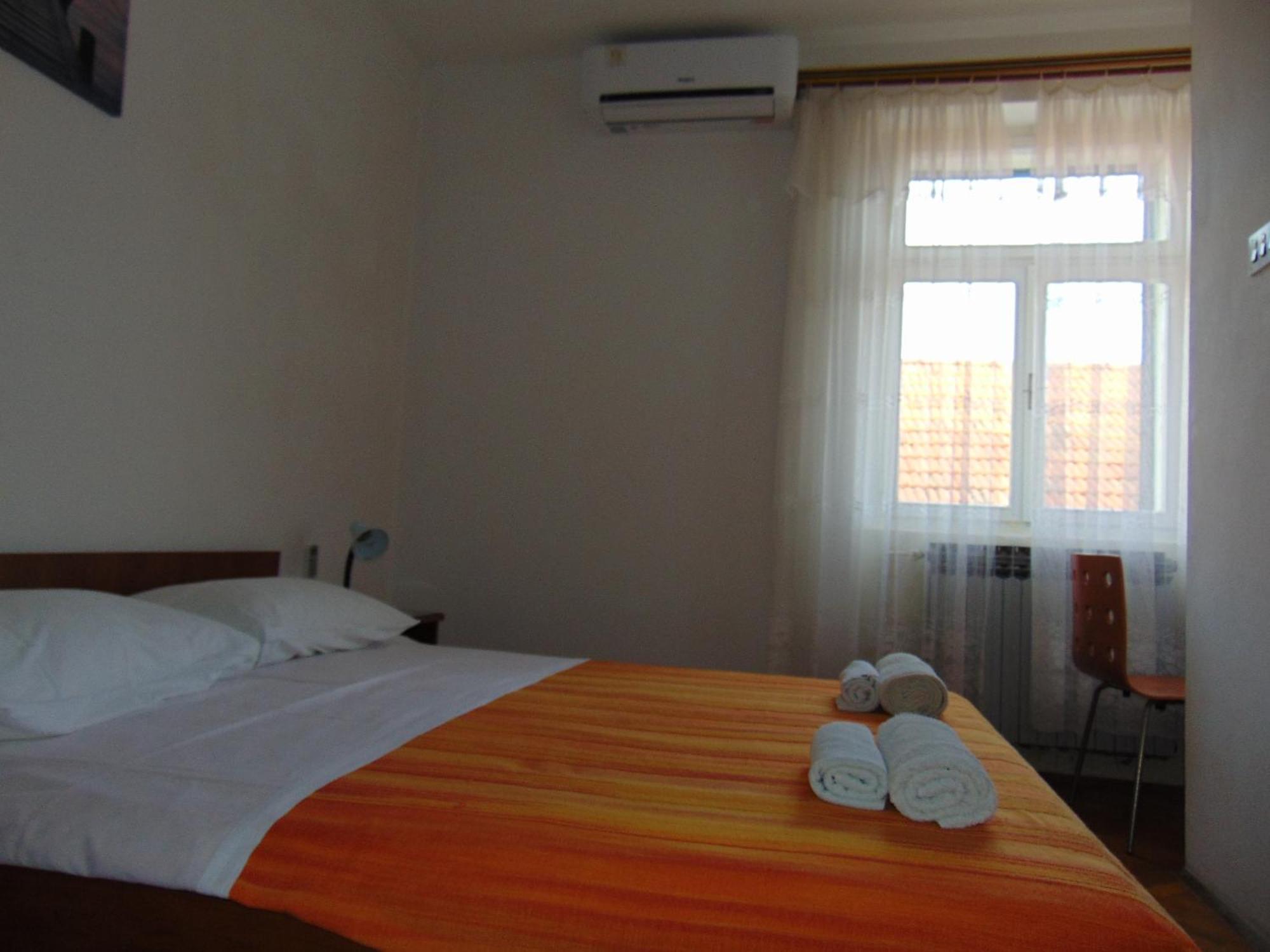 Marina Apartment End Rooms Vela Luka Bagian luar foto