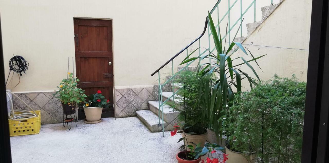 Marina Apartment End Rooms Vela Luka Bagian luar foto