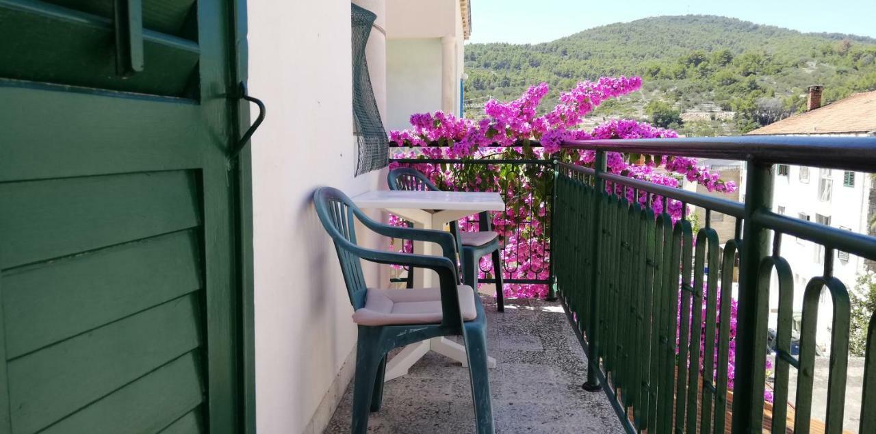 Marina Apartment End Rooms Vela Luka Bagian luar foto
